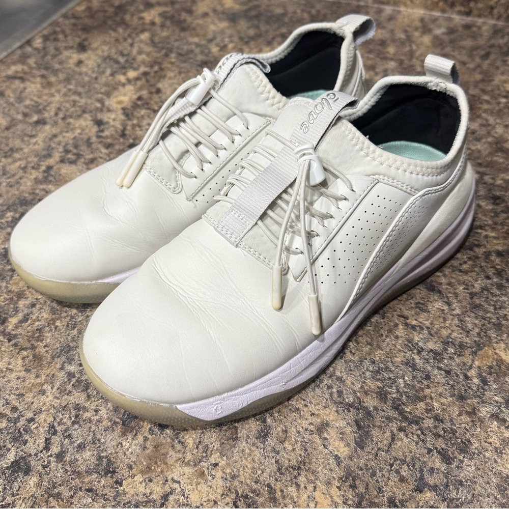 Clove Women’s White Nursing Sneakers